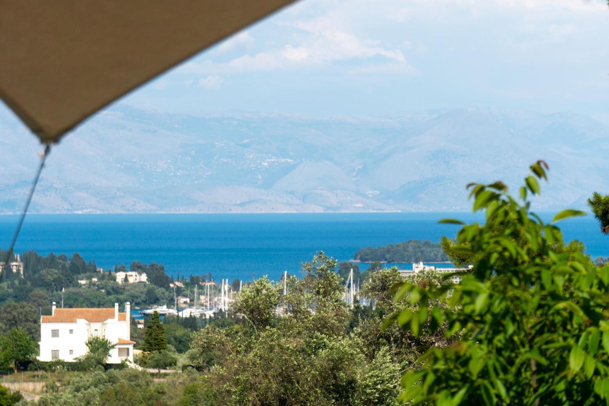 Villa Kerkyra Гувия Екстериор снимка